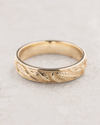 Unisex leaf carved wedding band, 5 mm wide / Patricia - Eden Garden Jewelry™
