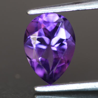 Amethyst | pear cut 10x7mm, 1.5ct, VS clarity, Africa - Eden Garden Jewelry™