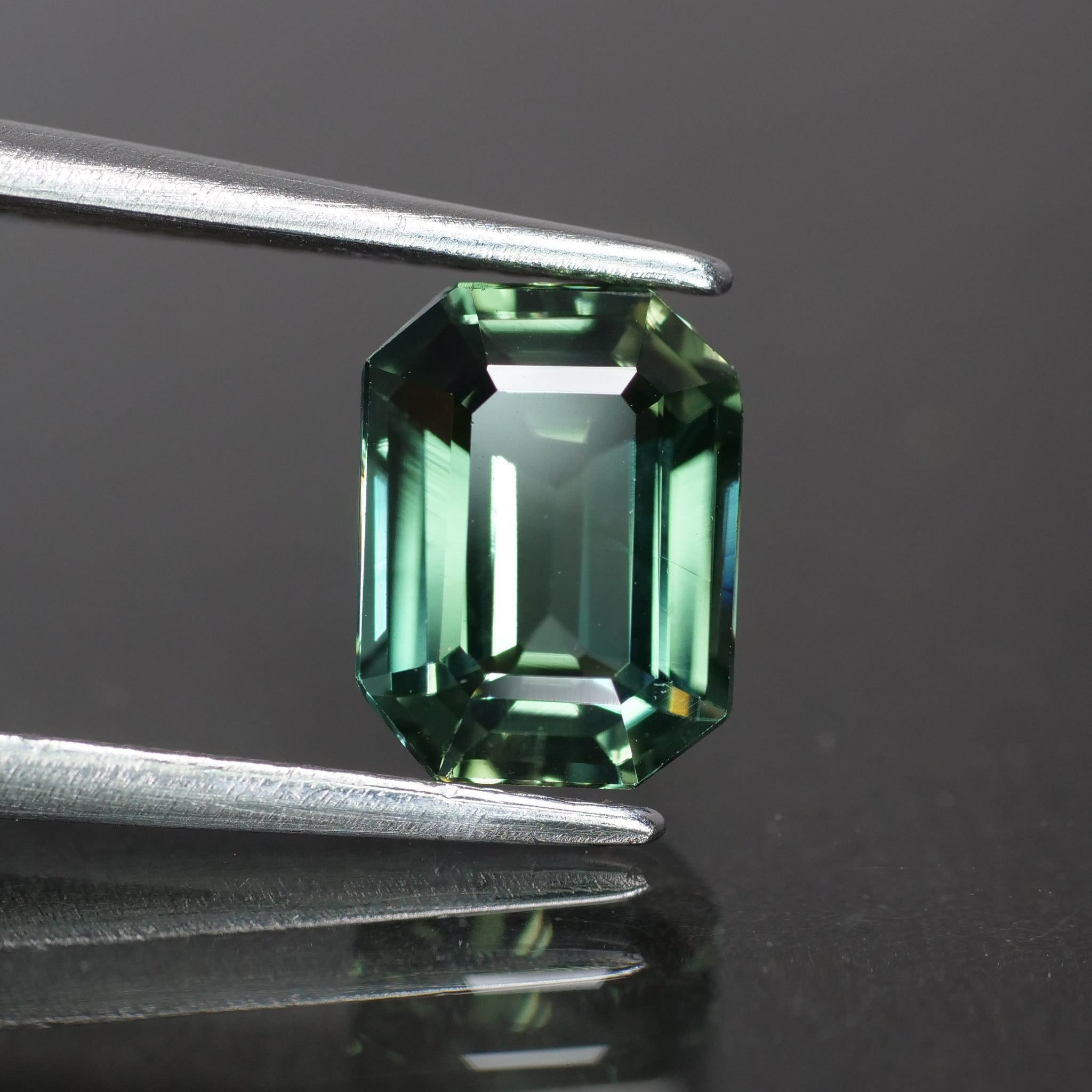 Sapphire greenish blue | IGI certified | emerald cut, VS *8x6 mm 1.94 ct - Eden Garden Jewelry™
