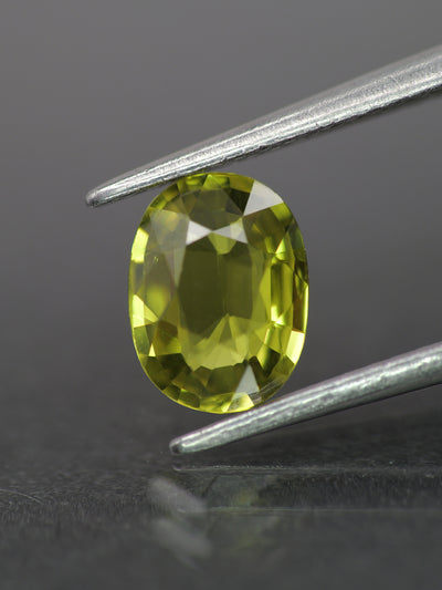 Sapphire | natural, yellowish green color, oval-cut, 7.5x5.7mm, 1.1ct, Australia - Eden Garden Jewelry™