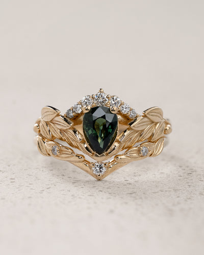 READY TO SHIP: Palmira Crown bridal set with green sapphire and diamonds, 14K yellow gold, AVAILABLE RING SIZES: 5.5 - 8.5 US - Eden Garden Jewelry™
