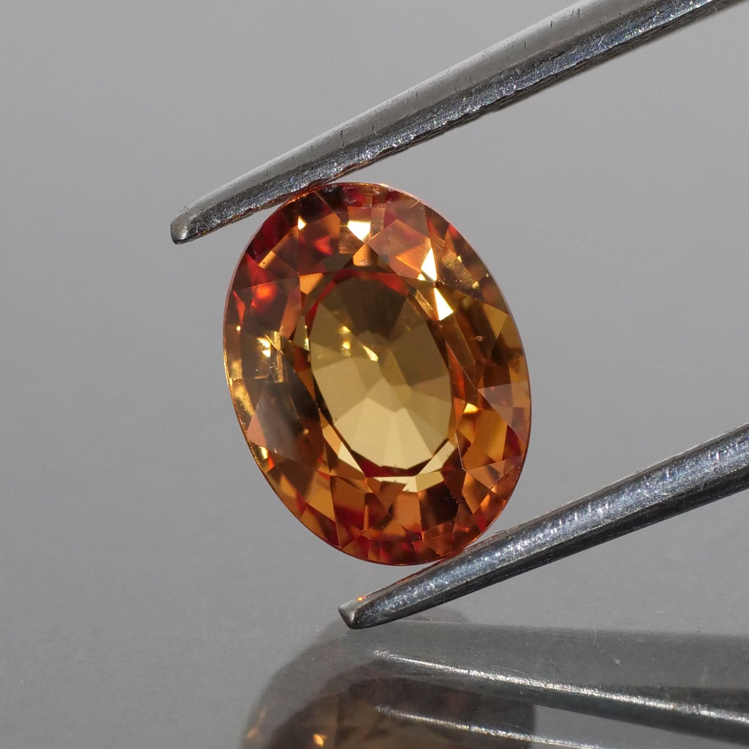 Sapphire | natural, orange, oval cut 8x6 mm, 1.8ct - Eden Garden Jewelry™