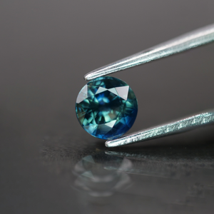 Sapphire | natural, teal color, round cut *5mm, VVS, *0.7ct - Eden Garden Jewelry™