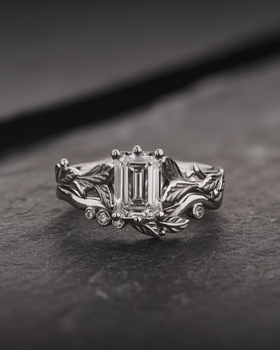 Bridal Set with Emerald-Cut Diamond and Leaf Design / Freesia - Eden Garden Jewelry™