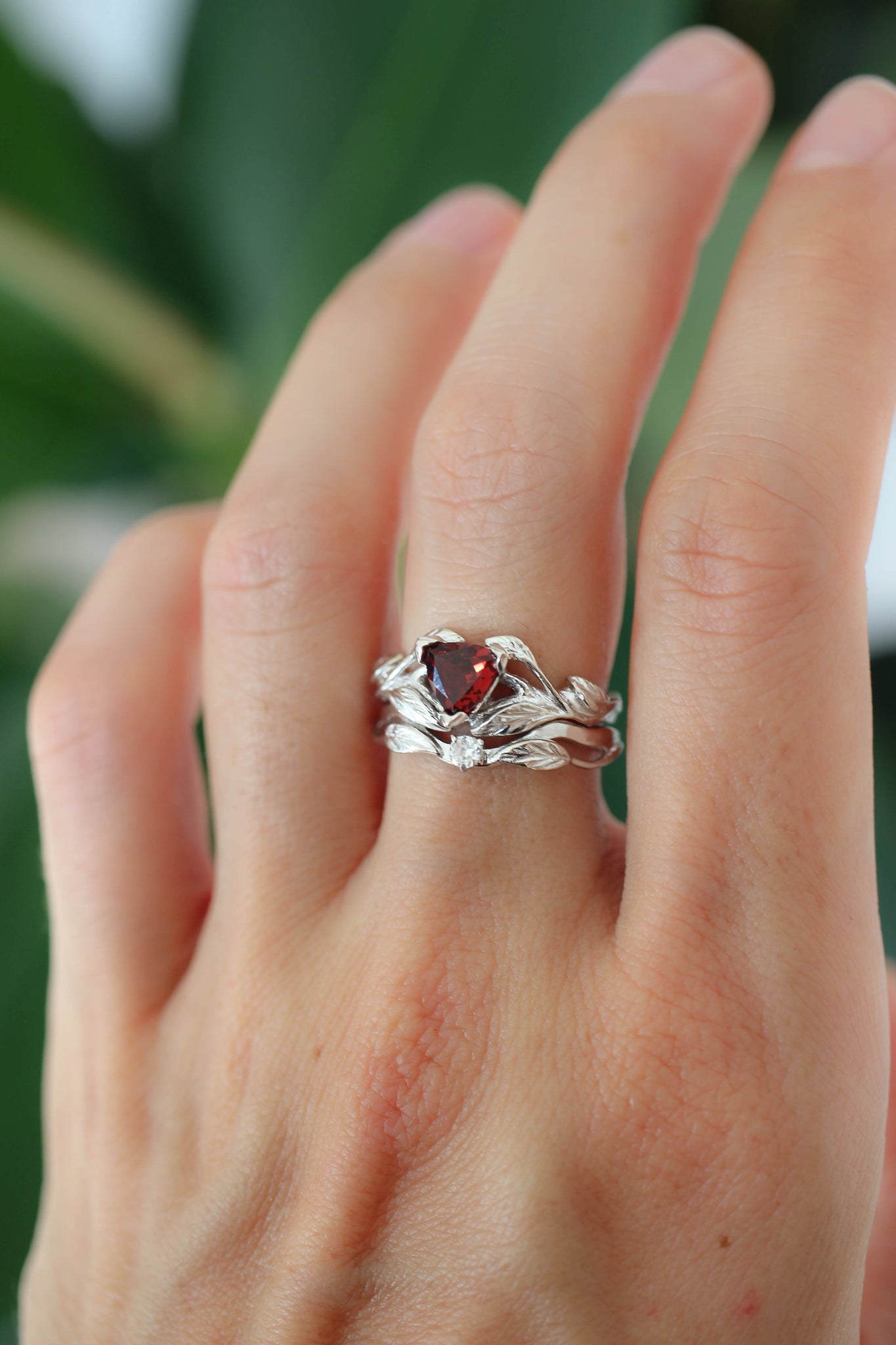 Nature inspired engagement ring set with garnet and diamond / Clematis - Eden Garden Jewelry™