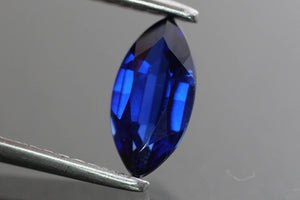 Blue loose gemstones