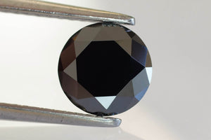 Black loose gemstones