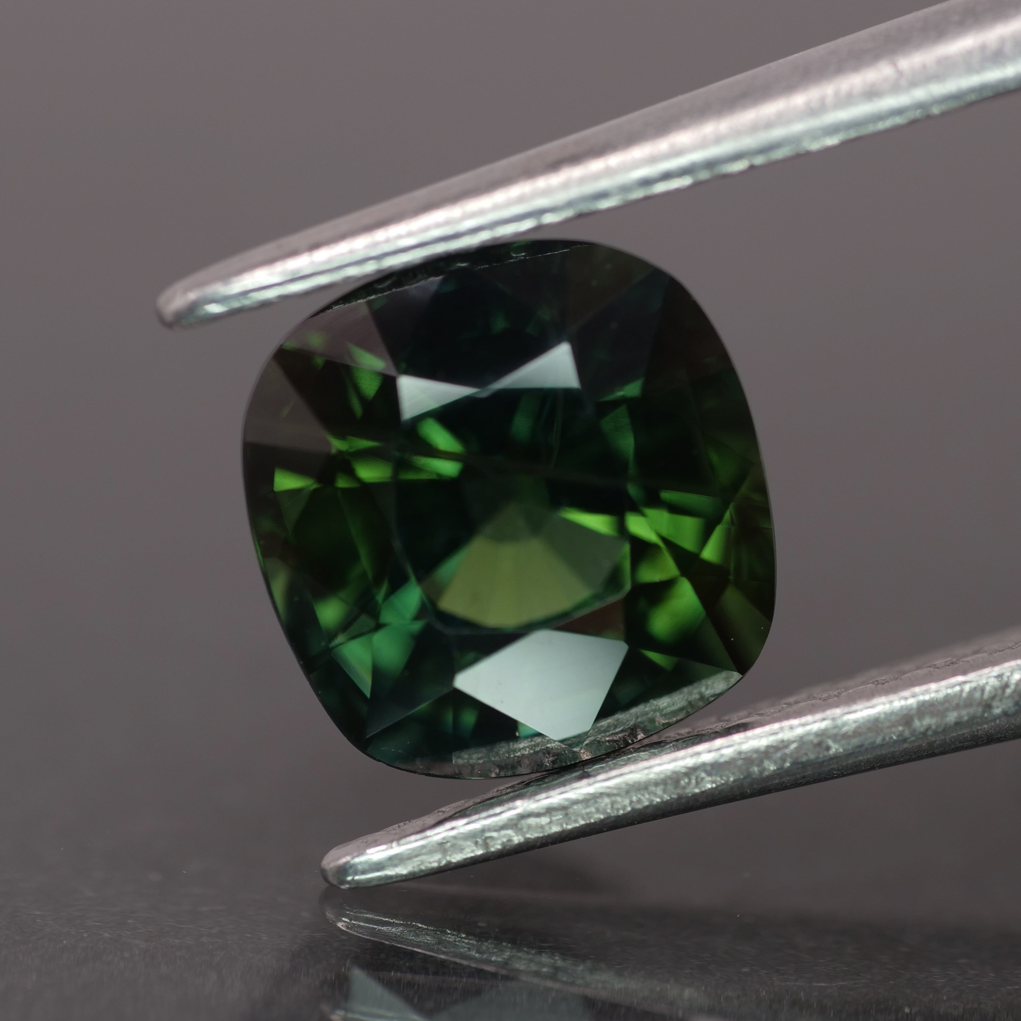 Sapphire | natural, green color, cushion-cut, 7x6.8mm, *2ct, Australia - Eden Garden Jewelry™