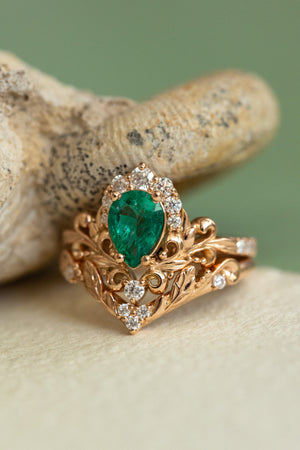 Emerald baroque style engagement ring, rose gold engagement ring with diamonds / Sophie - Eden Garden Jewelry™