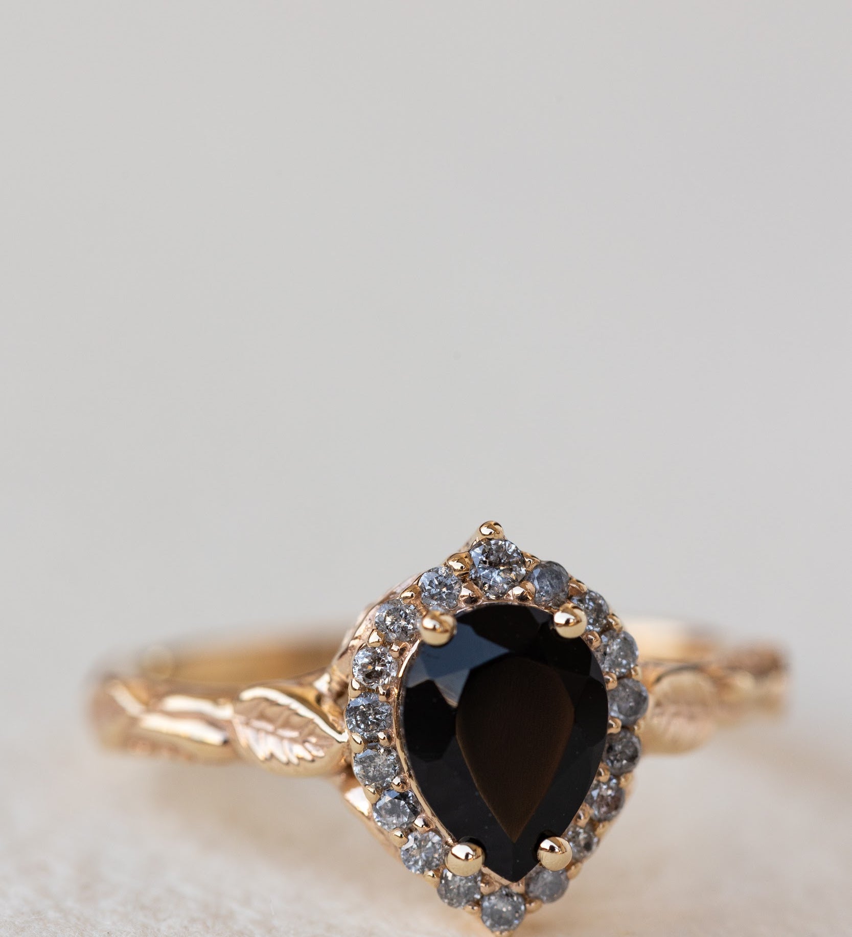 Black spinel with salt and pepper diamonds halo engagement ring / Florentina - Eden Garden Jewelry™