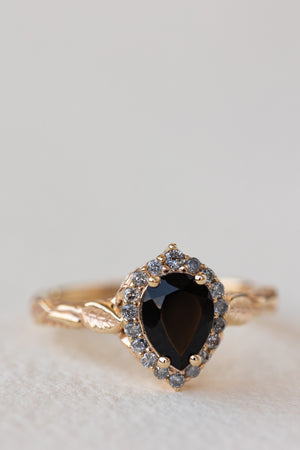 Black spinel with salt and pepper diamonds halo engagement ring / Florentina - Eden Garden Jewelry™