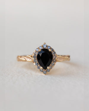 Black spinel with salt and pepper diamonds halo engagement ring / Florentina