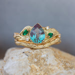 Colour changing alexandrite engagement ring, gold vines proposal ring / Patricia - Eden Garden Jewelry™