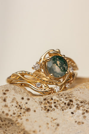 Gold bridal ring set with natural round moss agate and accent diamonds / Undina - Eden Garden Jewelry™