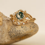 Gold bridal ring set with natural round moss agate and accent diamonds / Undina - Eden Garden Jewelry™