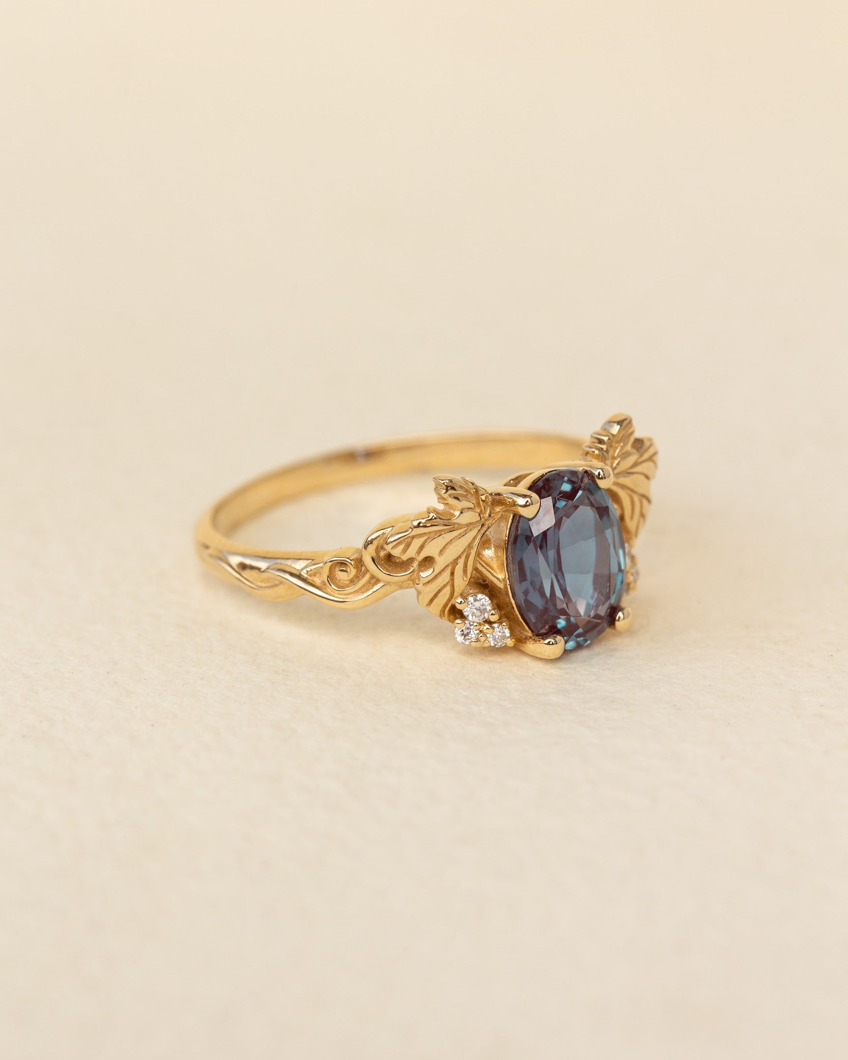 READY TO SHIP: Vineyard in 14K yellow gold, oval cut lab alexandrite 8x6 mm, lab grown diamonds, AVAILABLE RING SIZES: 5.5 - 8.5 US - Eden Garden Jewelry™