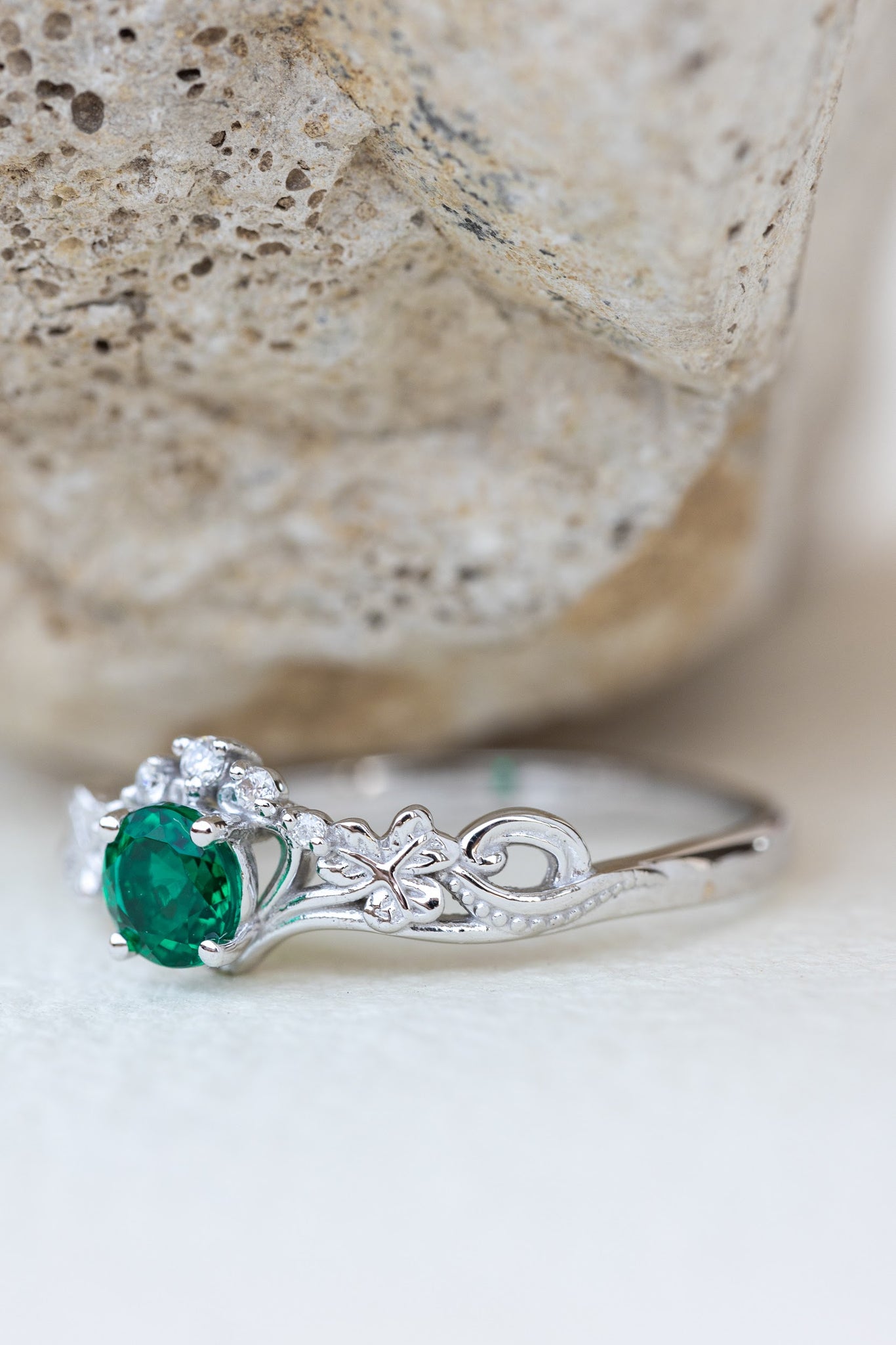 Engagement Ring -Celtic Trinity Green Emerald Three Ring Bridal Set-ES2320