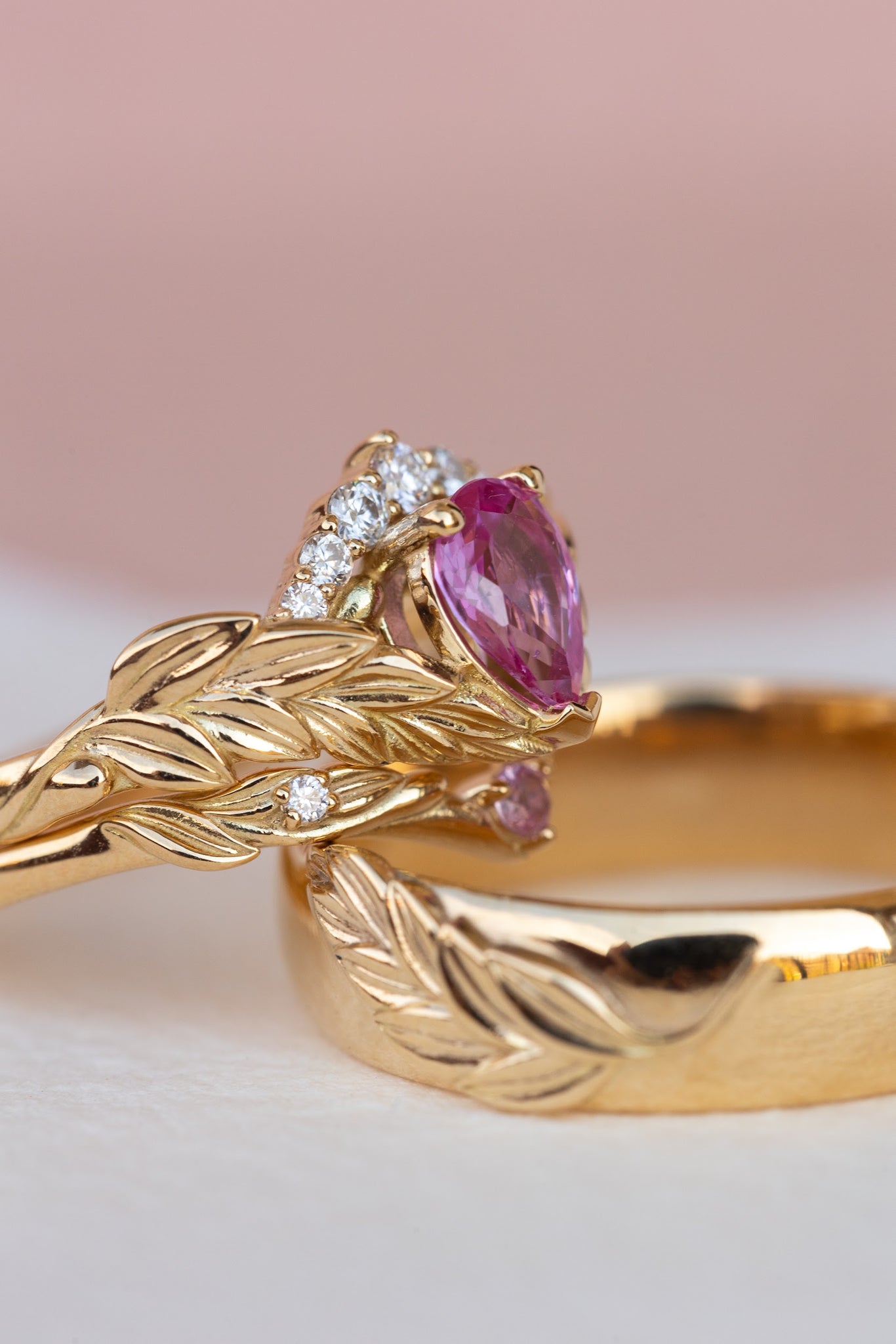 Wedding rings set for couple: palm leaf wedding band for him, Palmira crown ring set with natural pink sapphire for her - Eden Garden Jewelry™