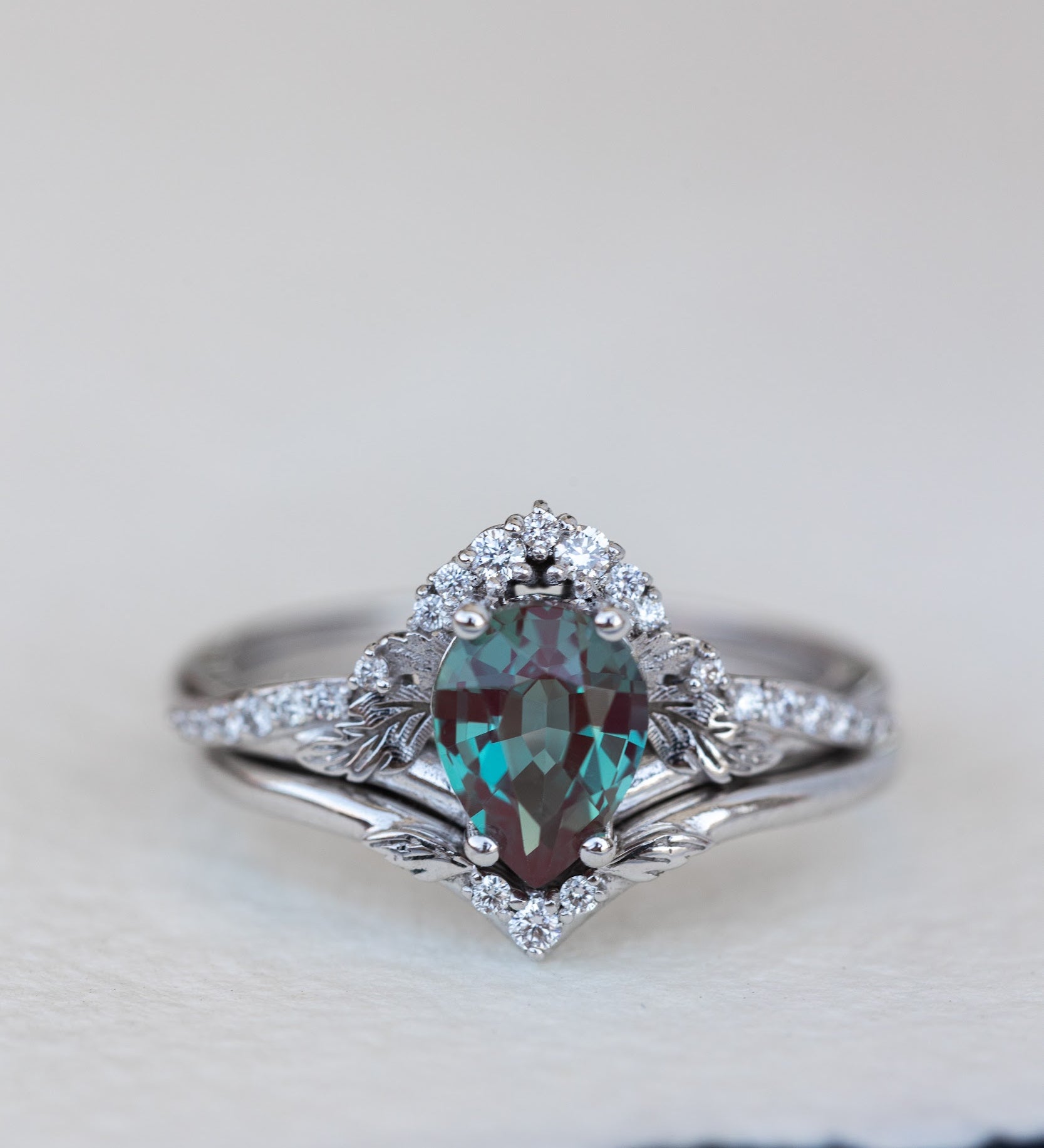 Colour changing alexandrite bridal ring set, white gold stacking rings with diamonds / Amelia - Eden Garden Jewelry™