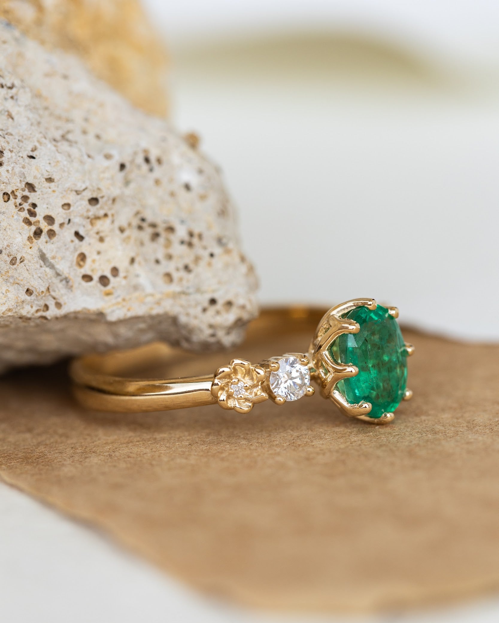 Natural oval emerald engagement ring, flower engagement ring with diamonds / Fiorella - Eden Garden Jewelry™
