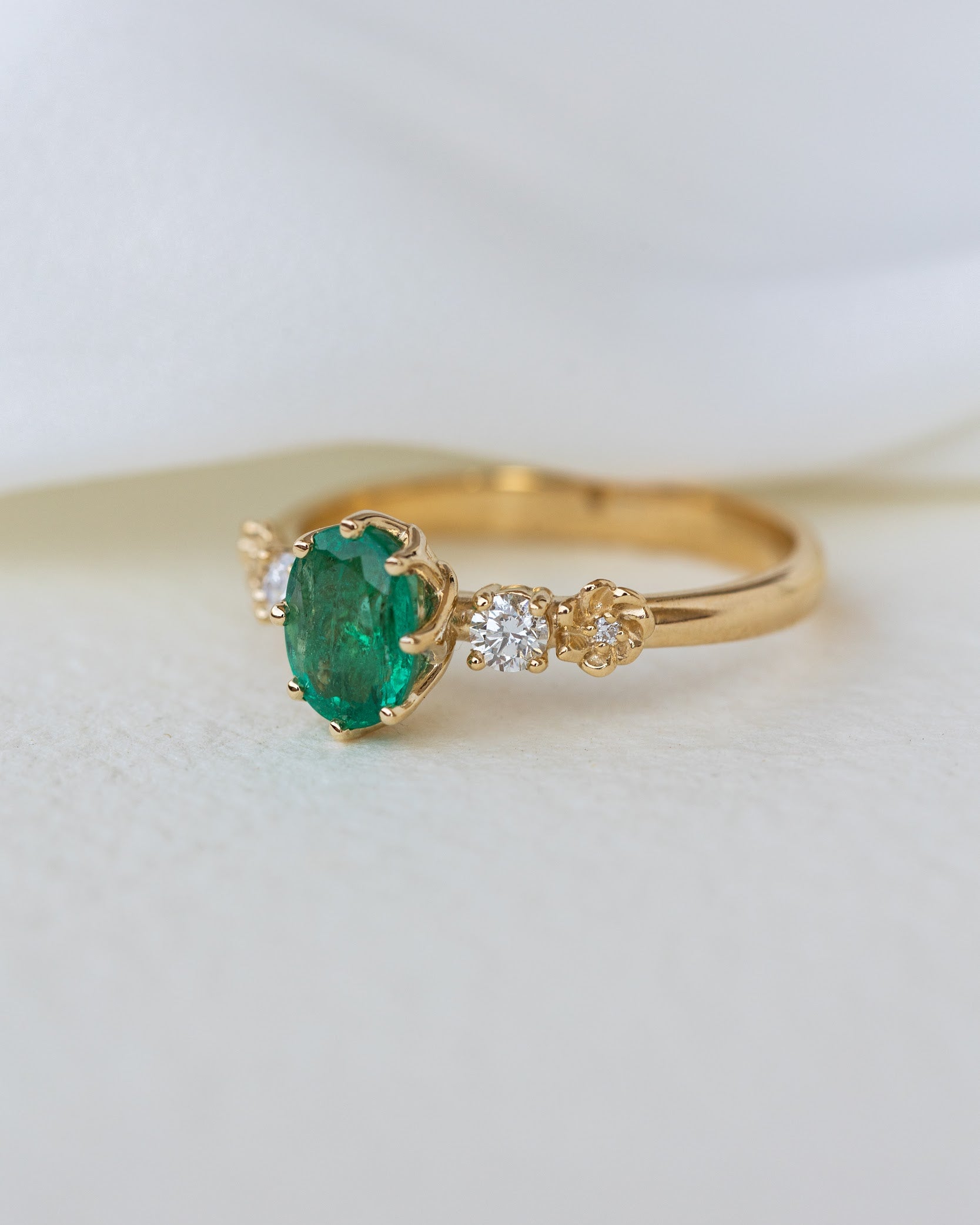 Natural oval emerald engagement ring, flower engagement ring with diamonds / Fiorella - Eden Garden Jewelry™