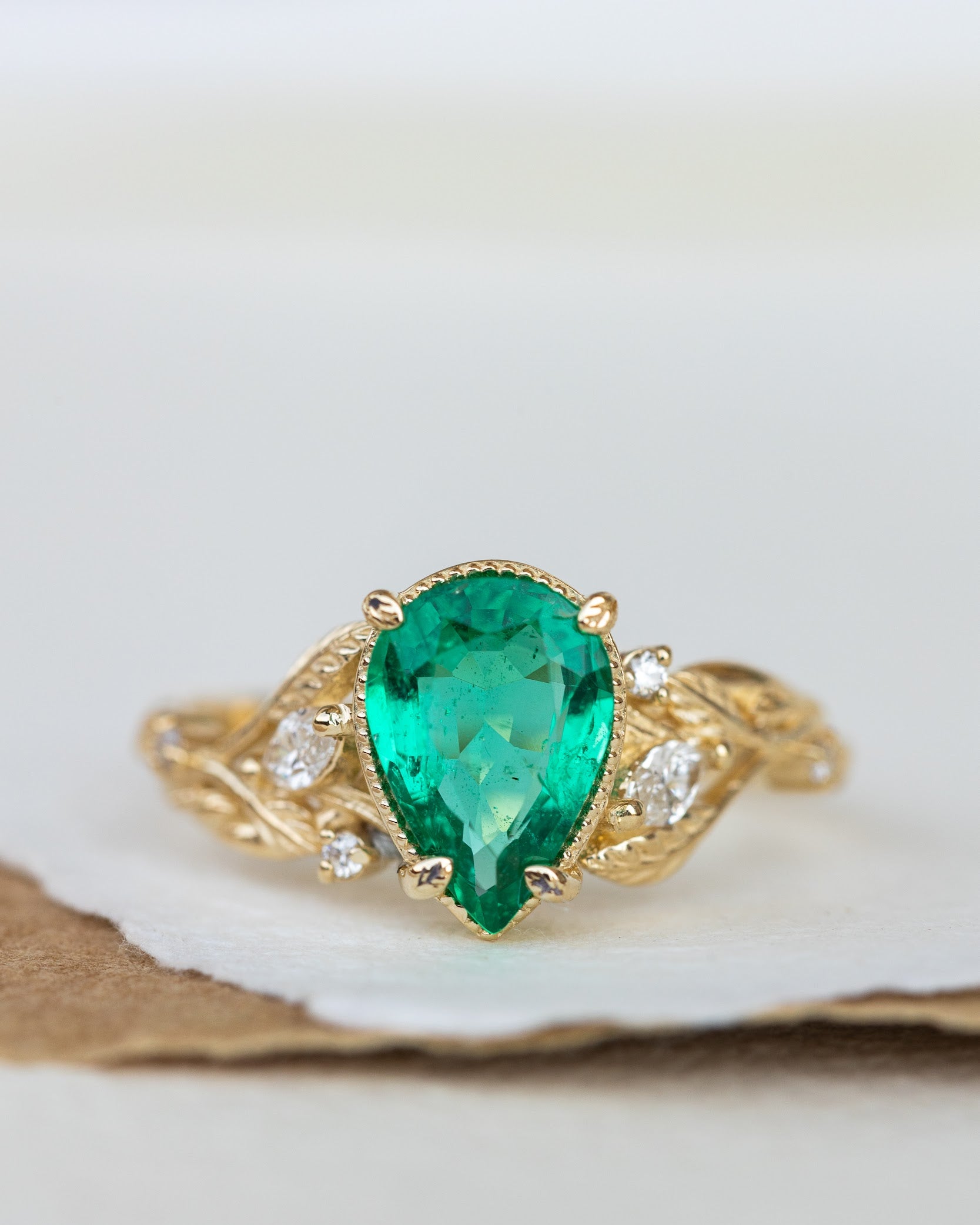 Natural emerald bridal ring set, gold leaves stacking rings with diamonds / Patricia - Eden Garden Jewelry™