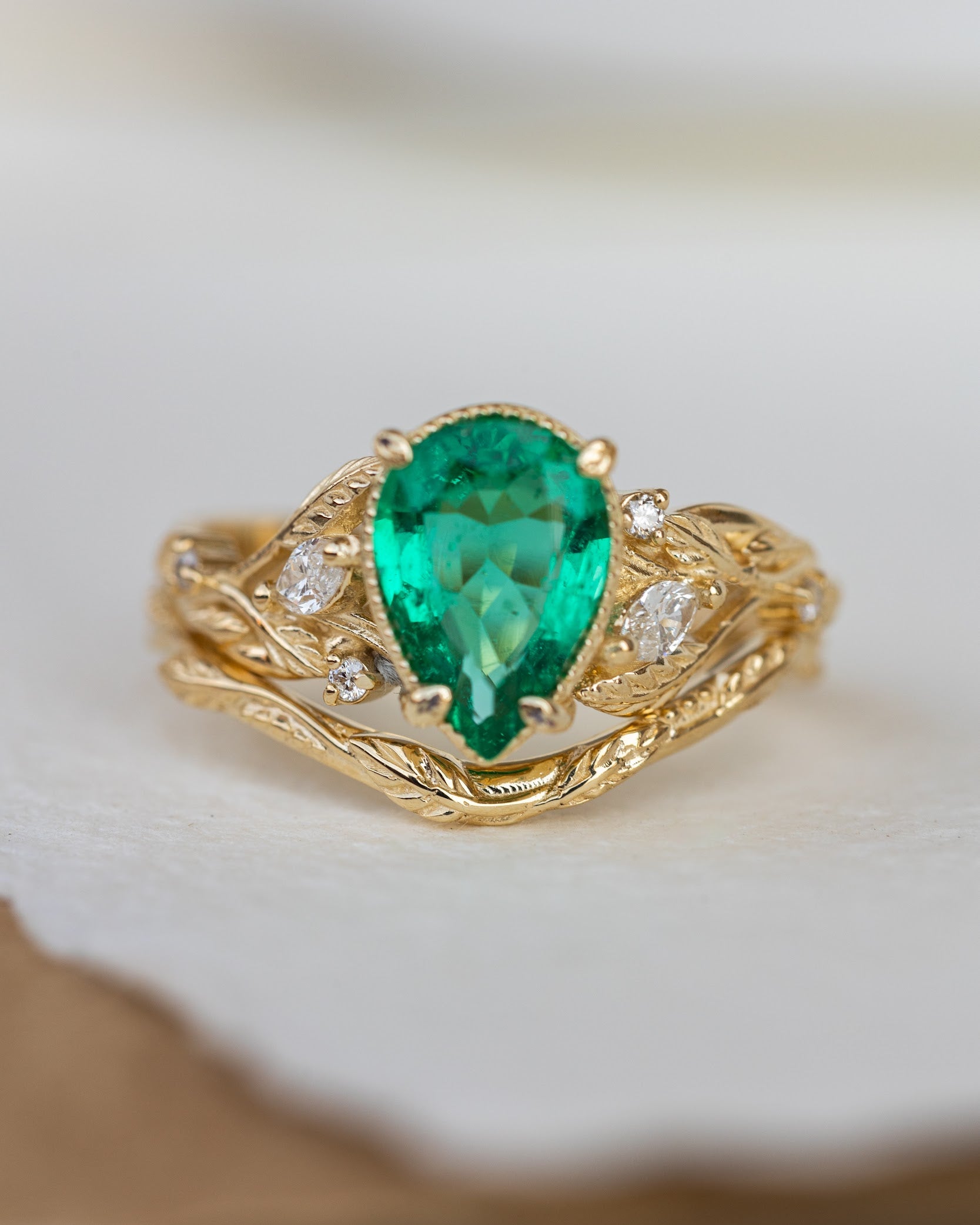 Natural emerald bridal ring set, gold leaves stacking rings with diamonds / Patricia - Eden Garden Jewelry™