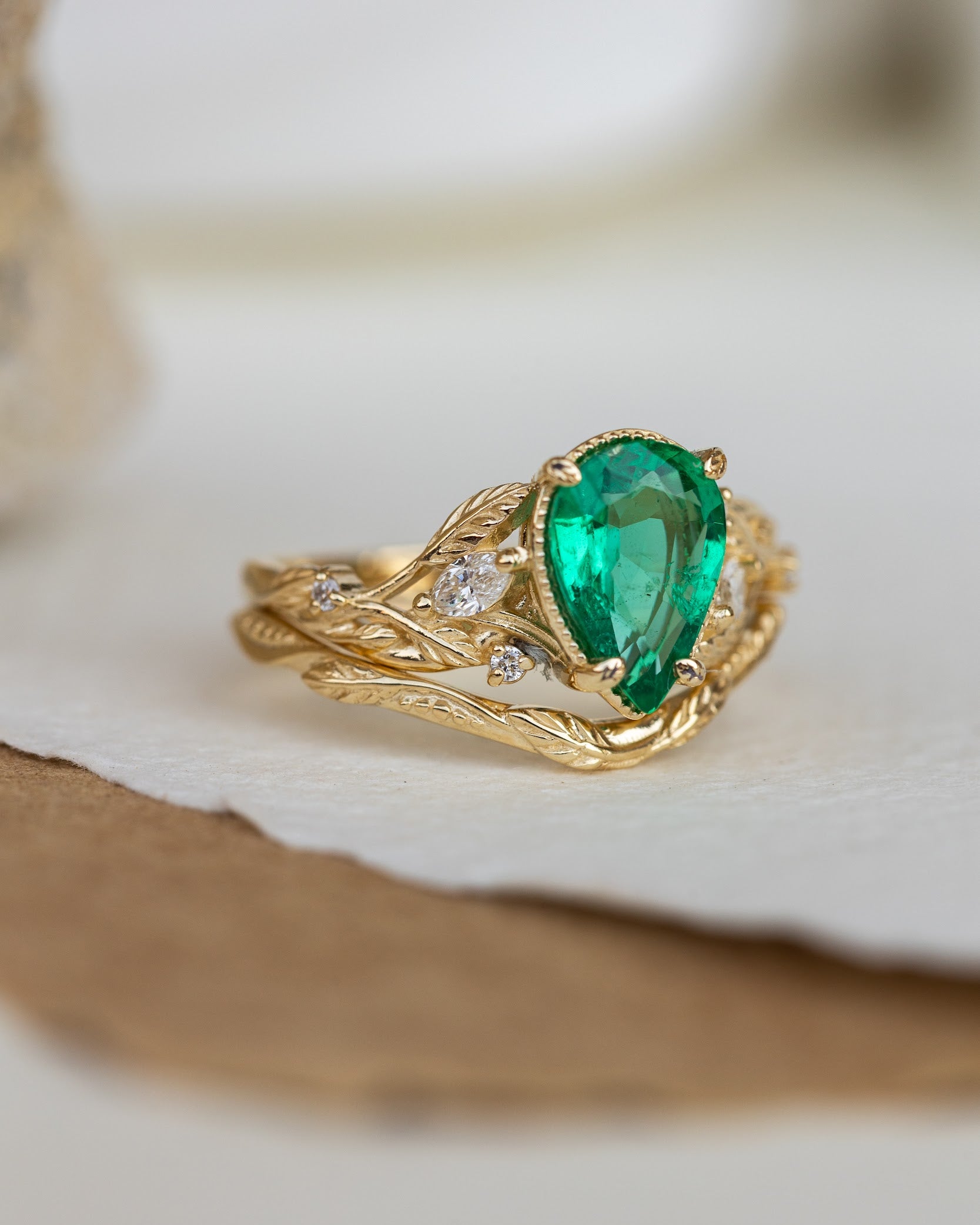 Natural emerald bridal ring set, gold leaves stacking rings with diamonds / Patricia - Eden Garden Jewelry™