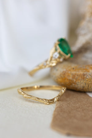Natural emerald bridal ring set, gold leaves stacking rings with diamonds / Patricia - Eden Garden Jewelry™