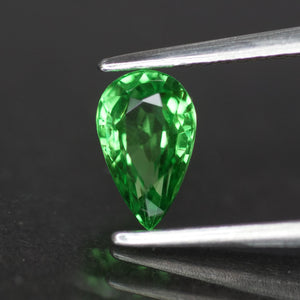 Tsavorite Garnet | natural, shocking green, pear cut 7x4.3 mm, VS 0.75ct - Eden Garden Jewelry™