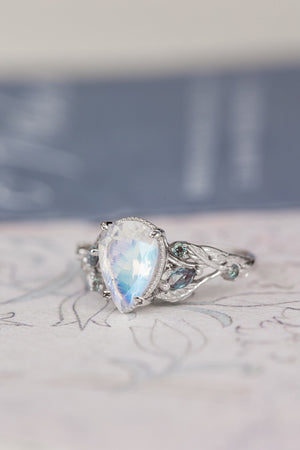 Vintage pear shaped moonstone engagement ring leaf opal ring set natur –  Ohjewel