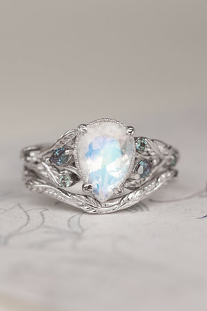 Big pear moonstone bridal ring set, engagement ring set with accent alexandrites / Patricia - Eden Garden Jewelry™