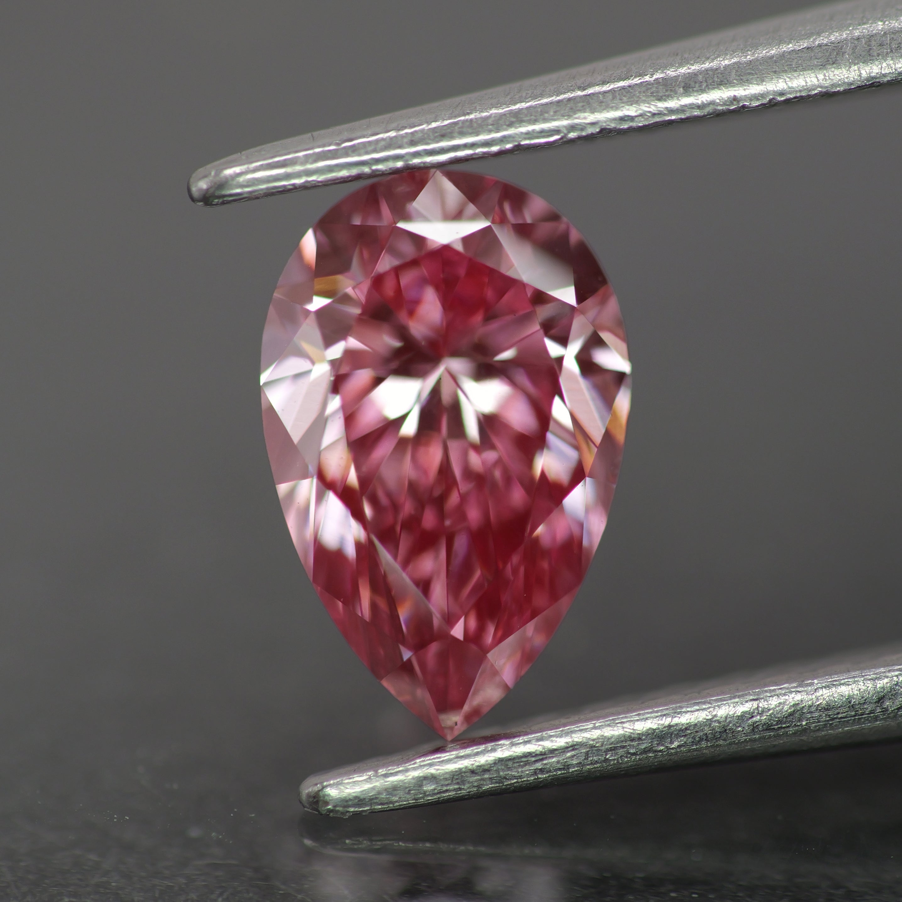 Lab grown diamond | IGI certified | pear-cut, *8x5mm, Fancy intense purplish pink color, VS1, 0.8ct - Eden Garden Jewelry™
