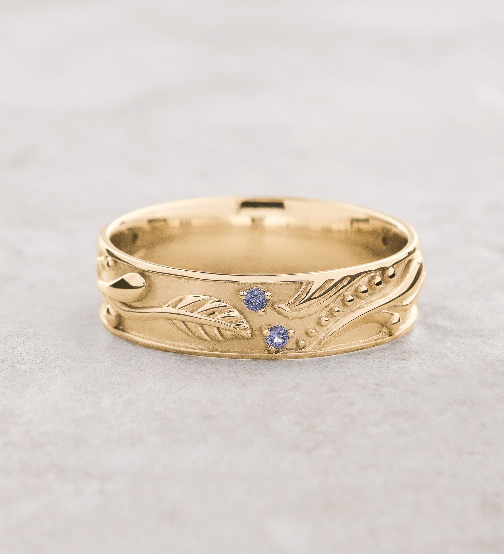 Nature inspired wedding band with sapphires / Callisto