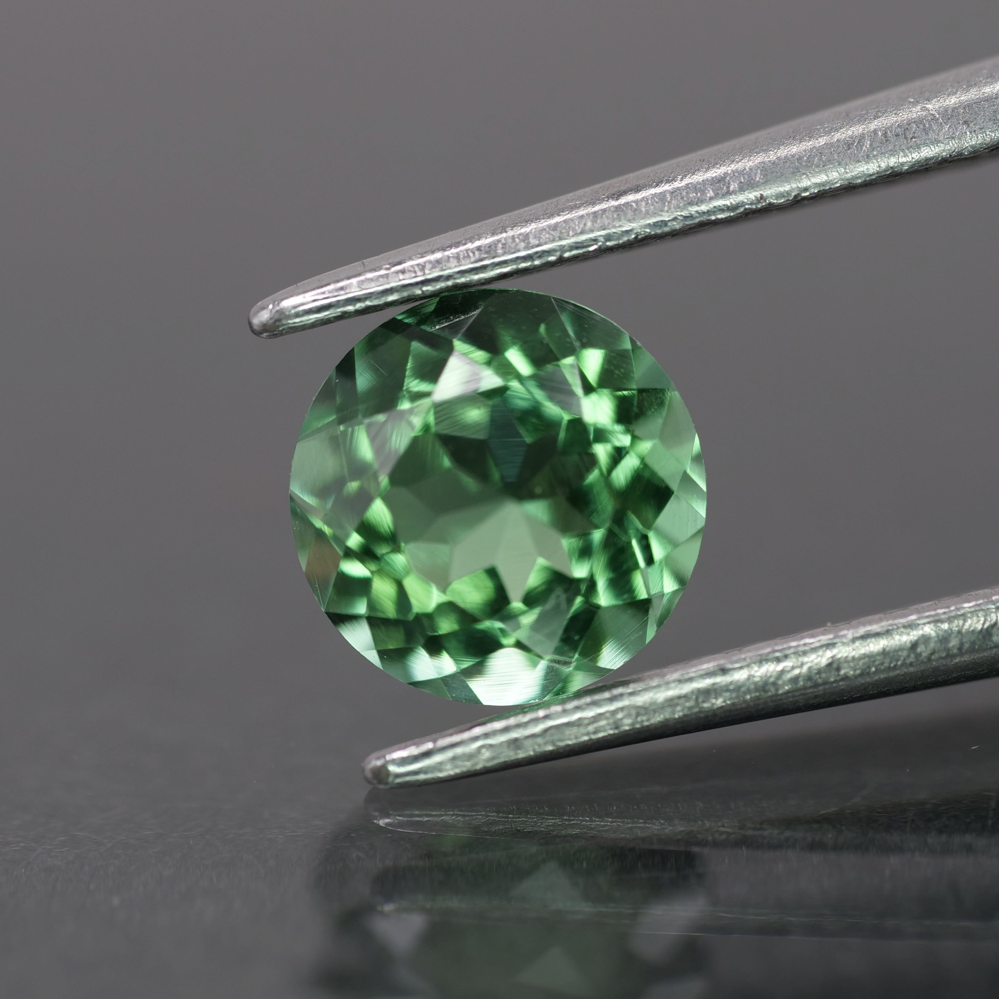 Tourmaline | natural, mint color, round-cut, 6mm, *0.8ct - Eden Garden Jewelry™