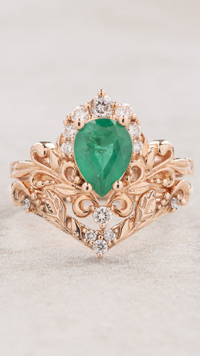 Emerald and diamonds bridal ring set, baroque inspired gold engagement ring set / Sophie - Eden Garden Jewelry™