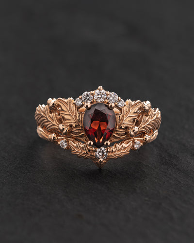 READY TO SHIP: Royal oak ring set in 14K rose gold, natural garnet pear cut 7x5 mm, moissanites, AVAILABLE RING SIZES: 5.5 - 8.5 US - Eden Garden Jewelry™