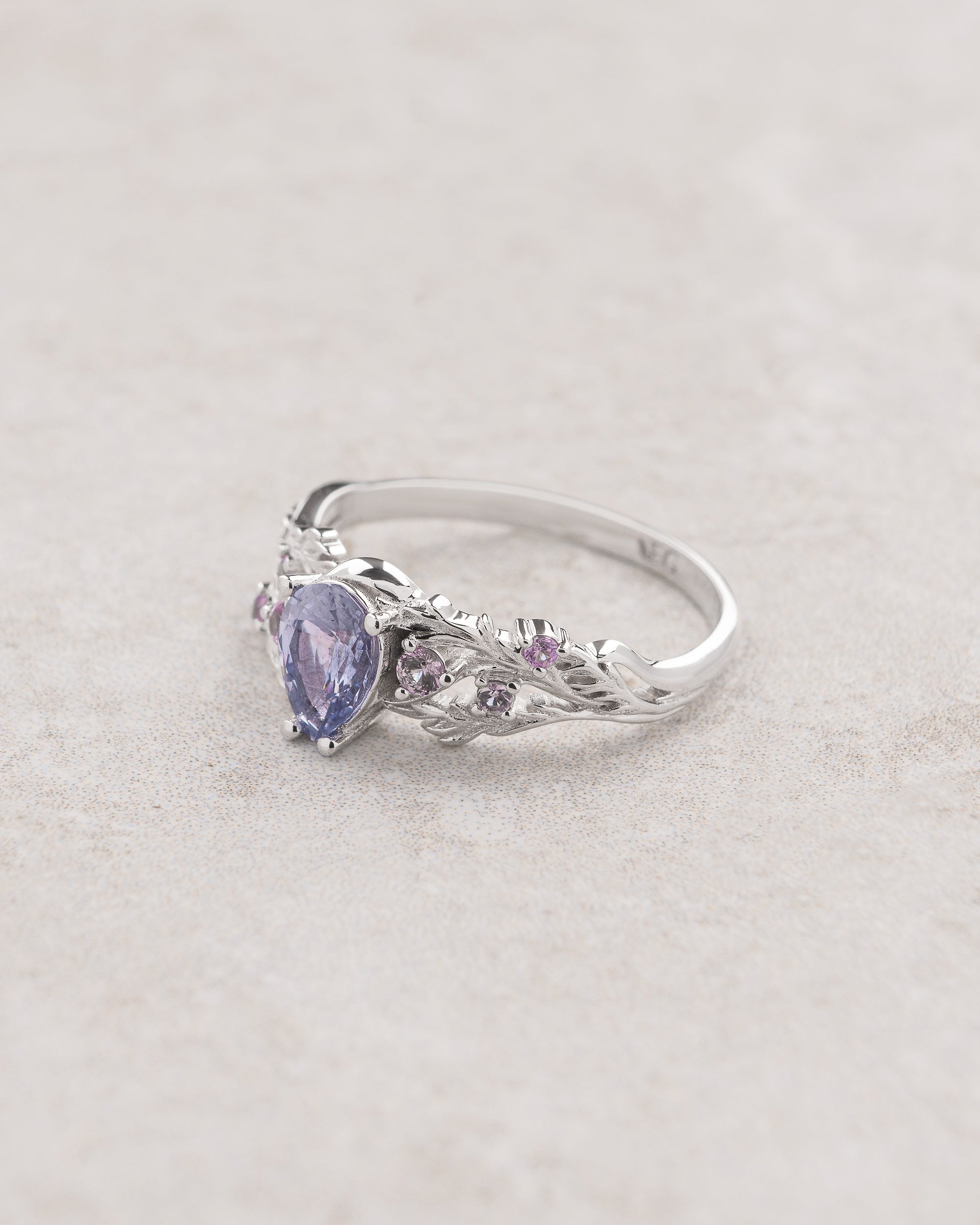 Japanese Maple leaves ring purple sapphire and accent pink sapphires / Japanese Maple - Eden Garden Jewelry™