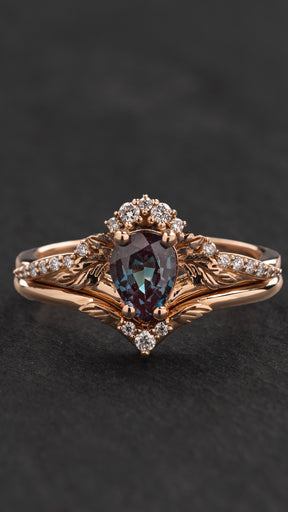 READY TO SHIP: Amelia bridal ring set with pear cut lab alexandrite, 14K rose gold, RING SIZES: 5.5 - 8.5 US - Eden Garden Jewelry™
