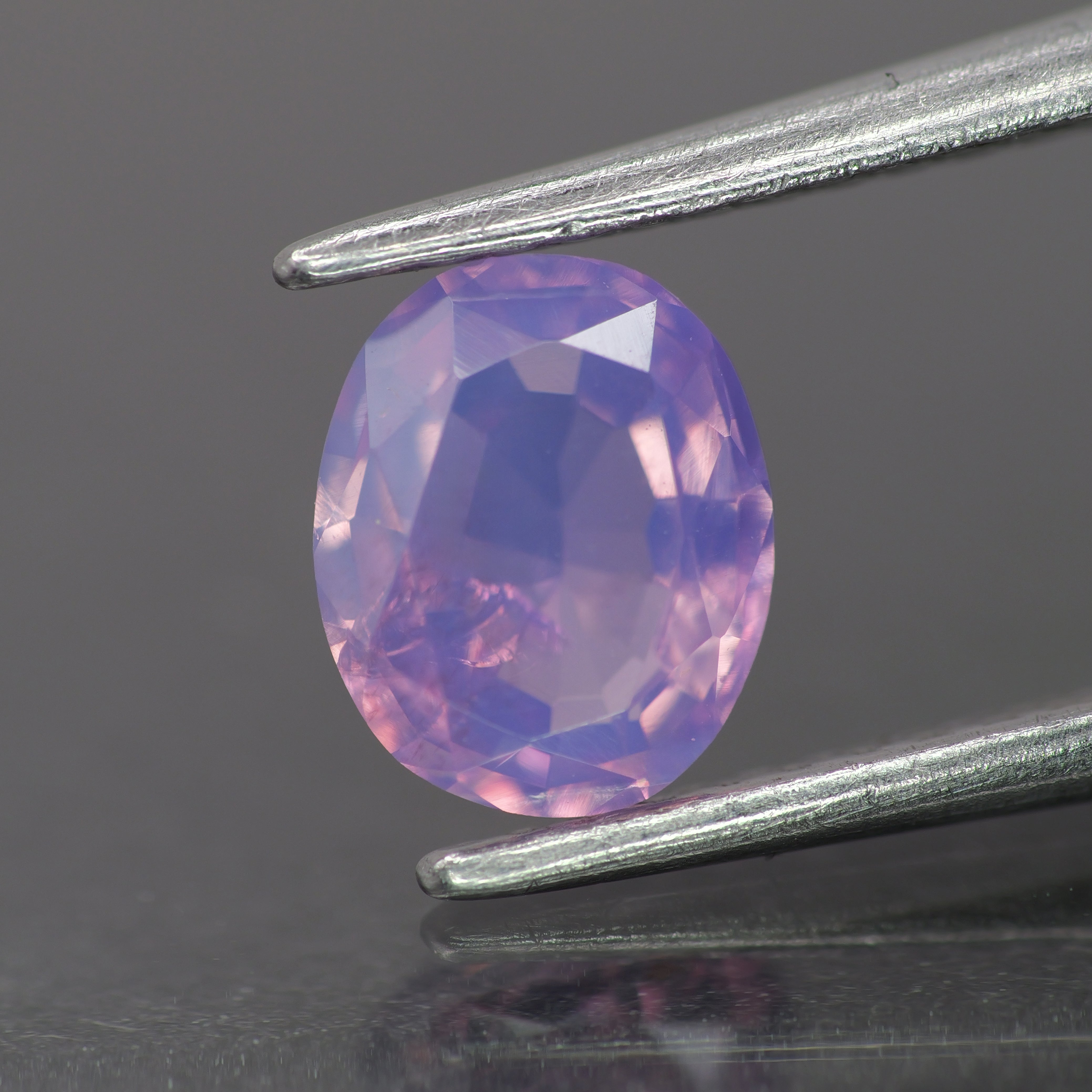 Opalescent sapphire | natural, pinkish purple color, oval-cut, *7x5mm, *0.8ct - Eden Garden Jewelry™