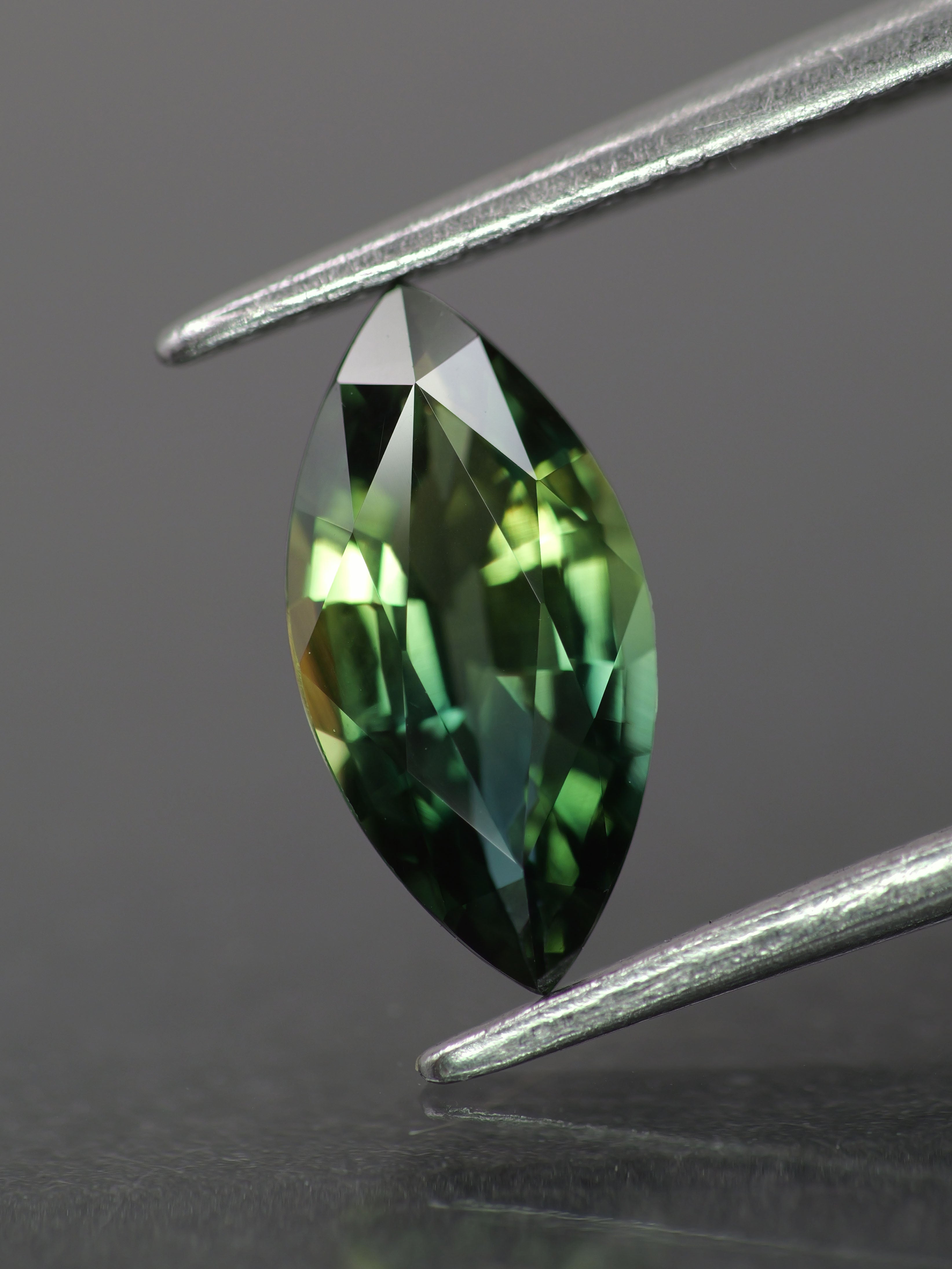 Sapphire | natural, teal color/color changing, marquise-cut, 10x5mm, 1.1ct - Eden Garden Jewelry™