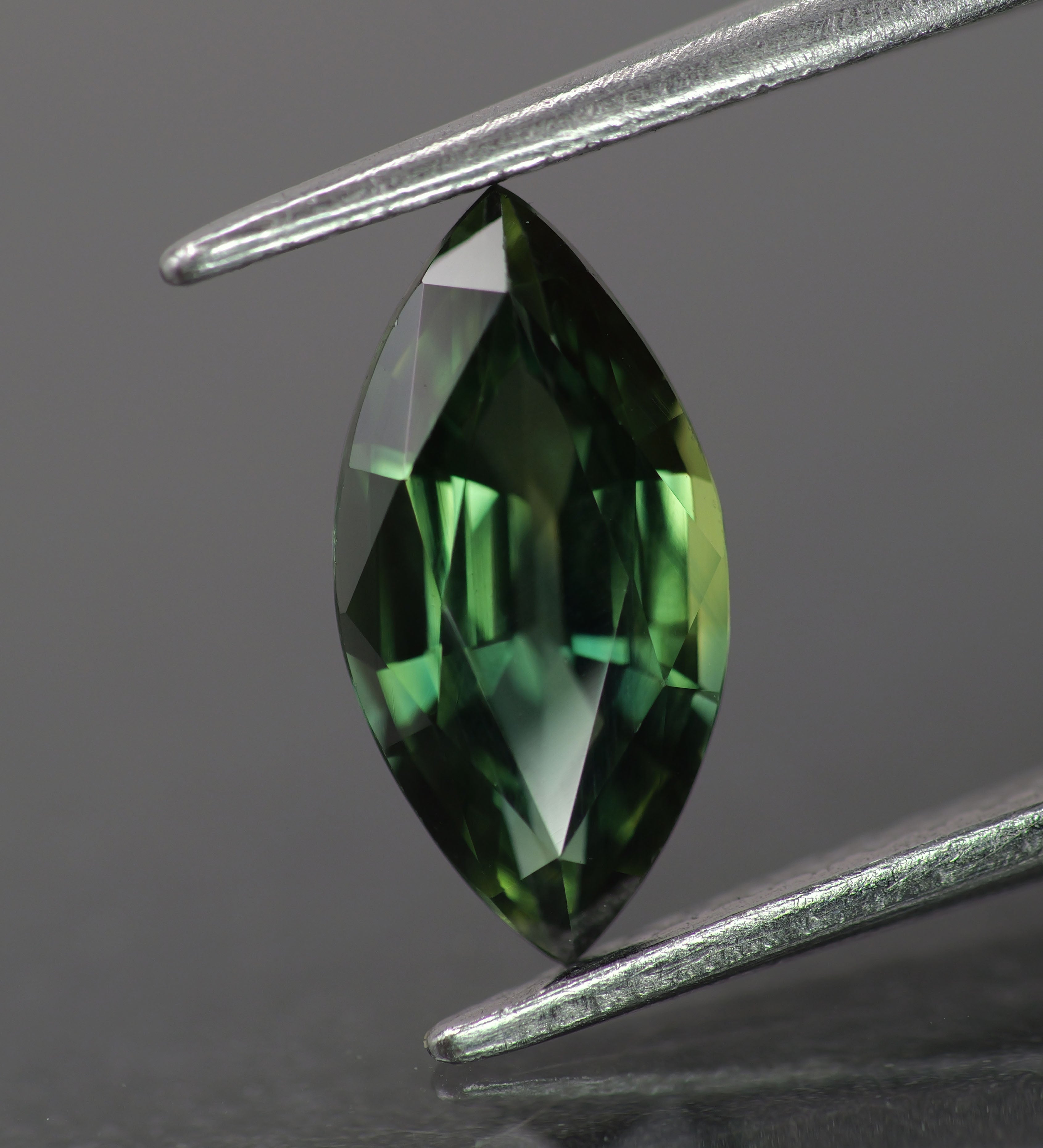 Sapphire | natural, green color, marquise-cut, 10x5mm, *1.2ct - Eden Garden Jewelry™