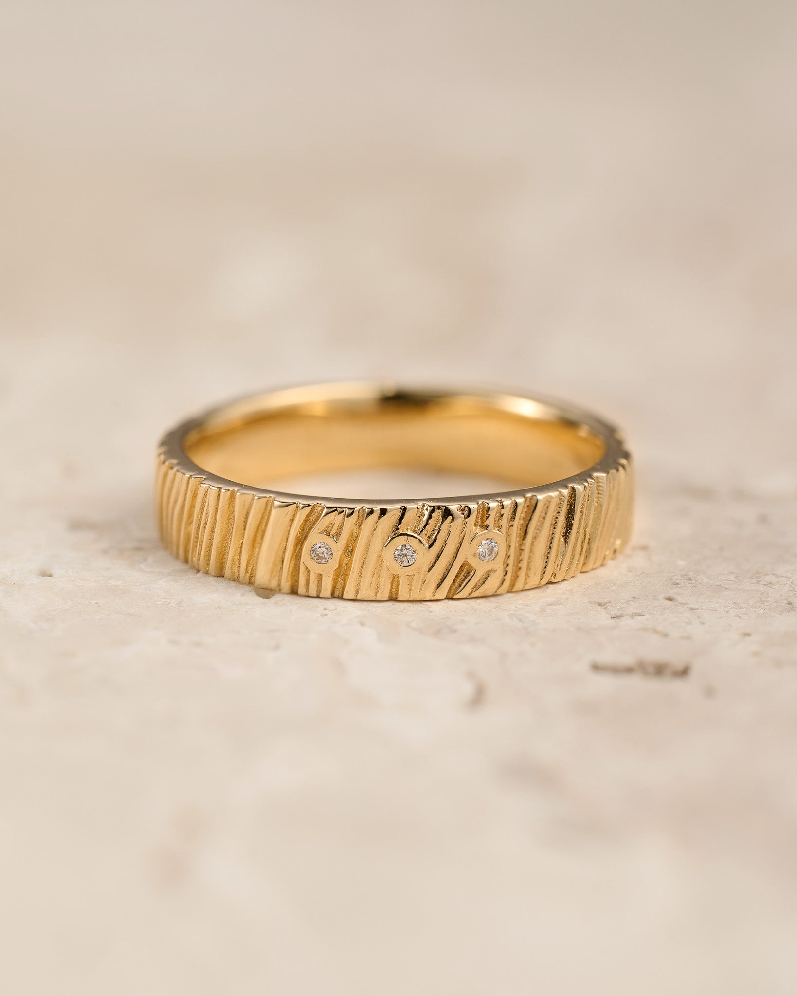 READY TO SHIP: Wood wedding band in 14K yellow gold, natural diamonds, RING SIZE 7 US - Eden Garden Jewelry™