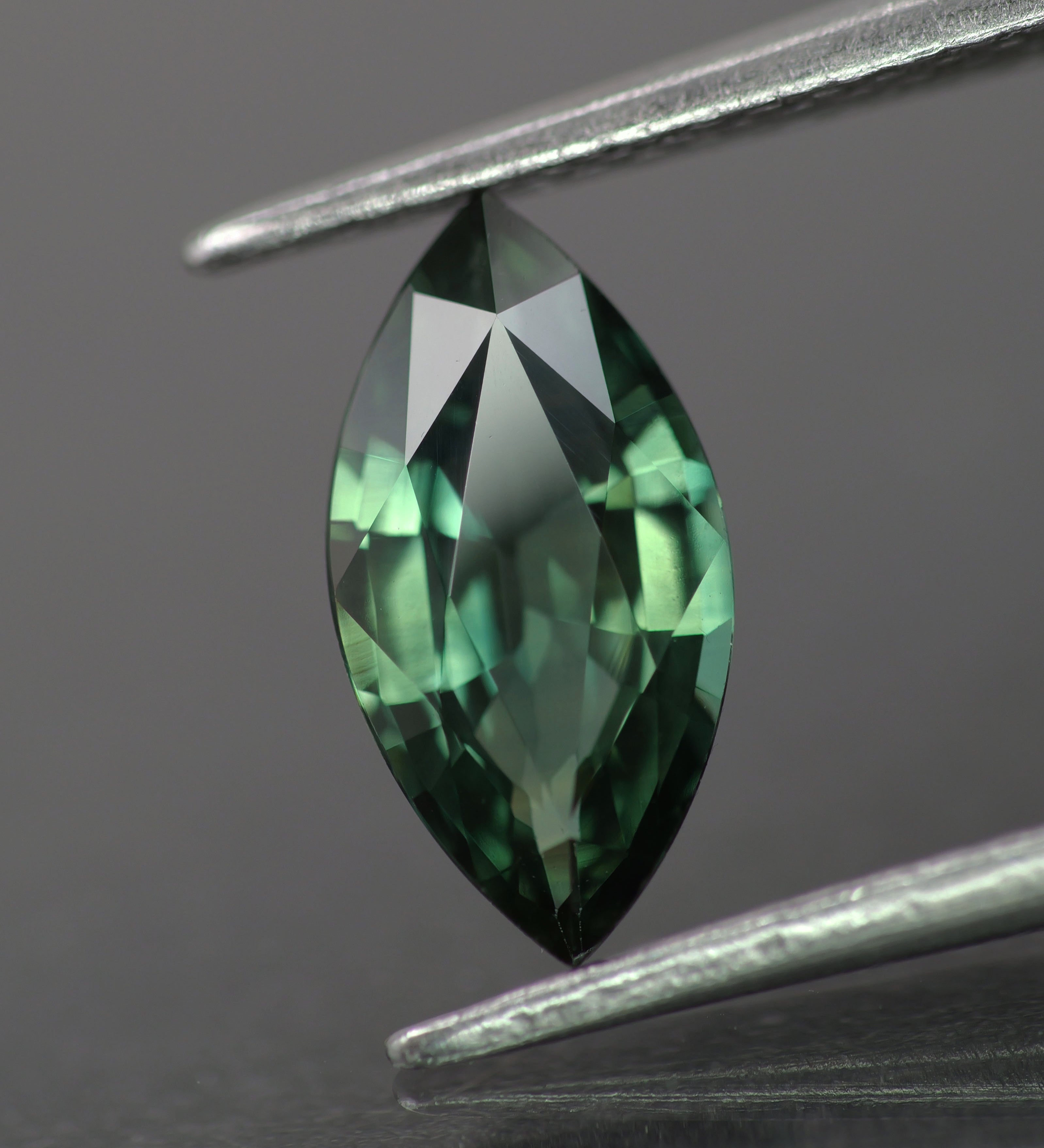 Sapphire | natural, teal color/color changing, marquise-cut, 10x5mm, 1.15ct - Eden Garden Jewelry™