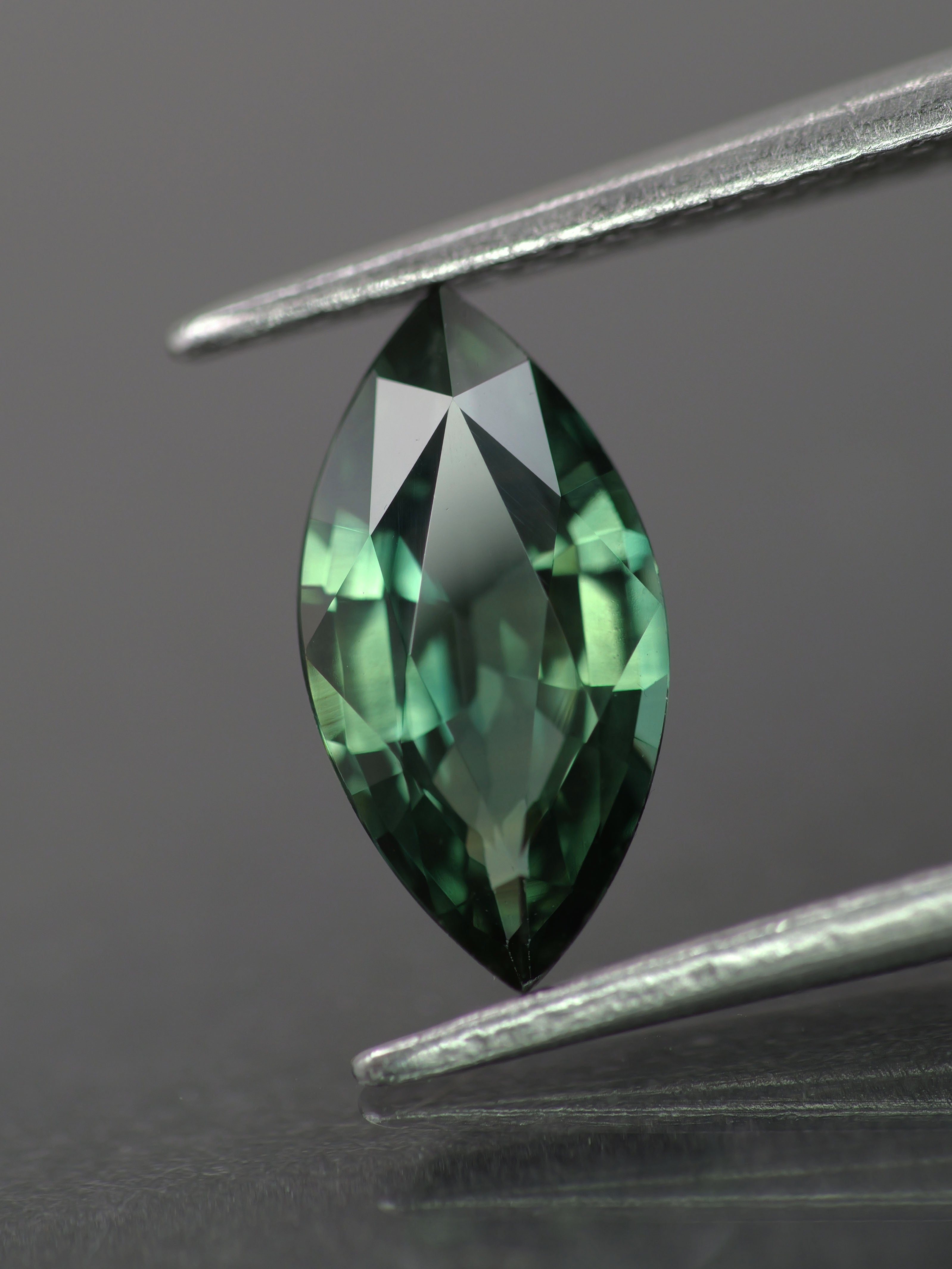 Sapphire | natural, teal color/color changing, marquise-cut, 10x5mm, 1.15ct - Eden Garden Jewelry™