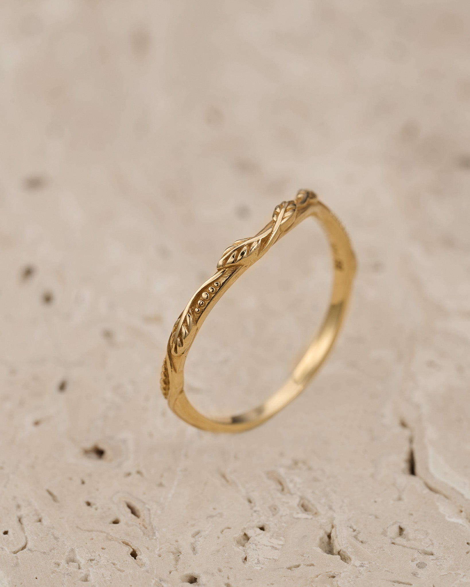 Wedding rings set for couples: sanblast finish band with branch for him, simple curved twig ring for her - Eden Garden Jewelry™