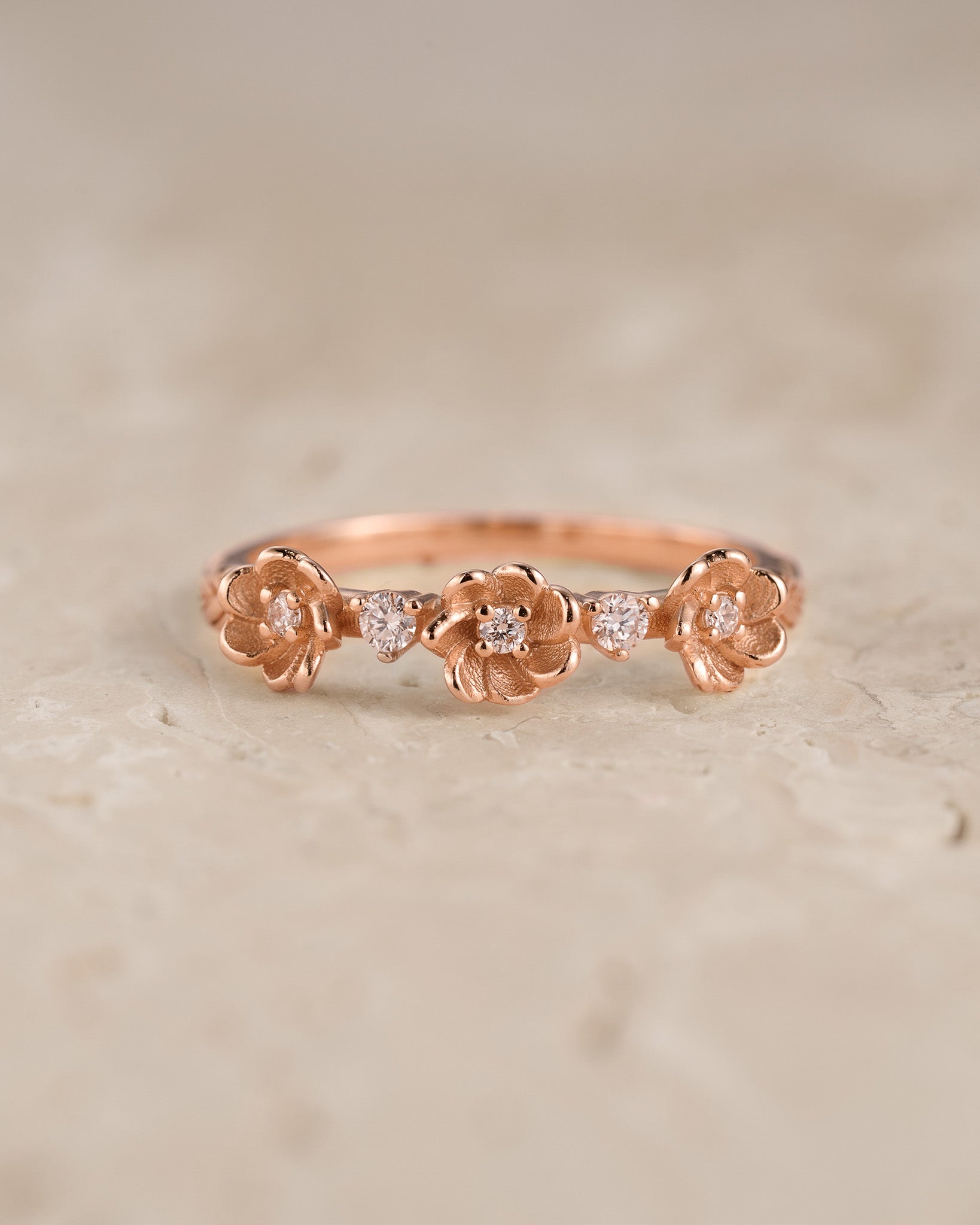 Three flowers wedding band, diamond ring - Eden Garden Jewelry™