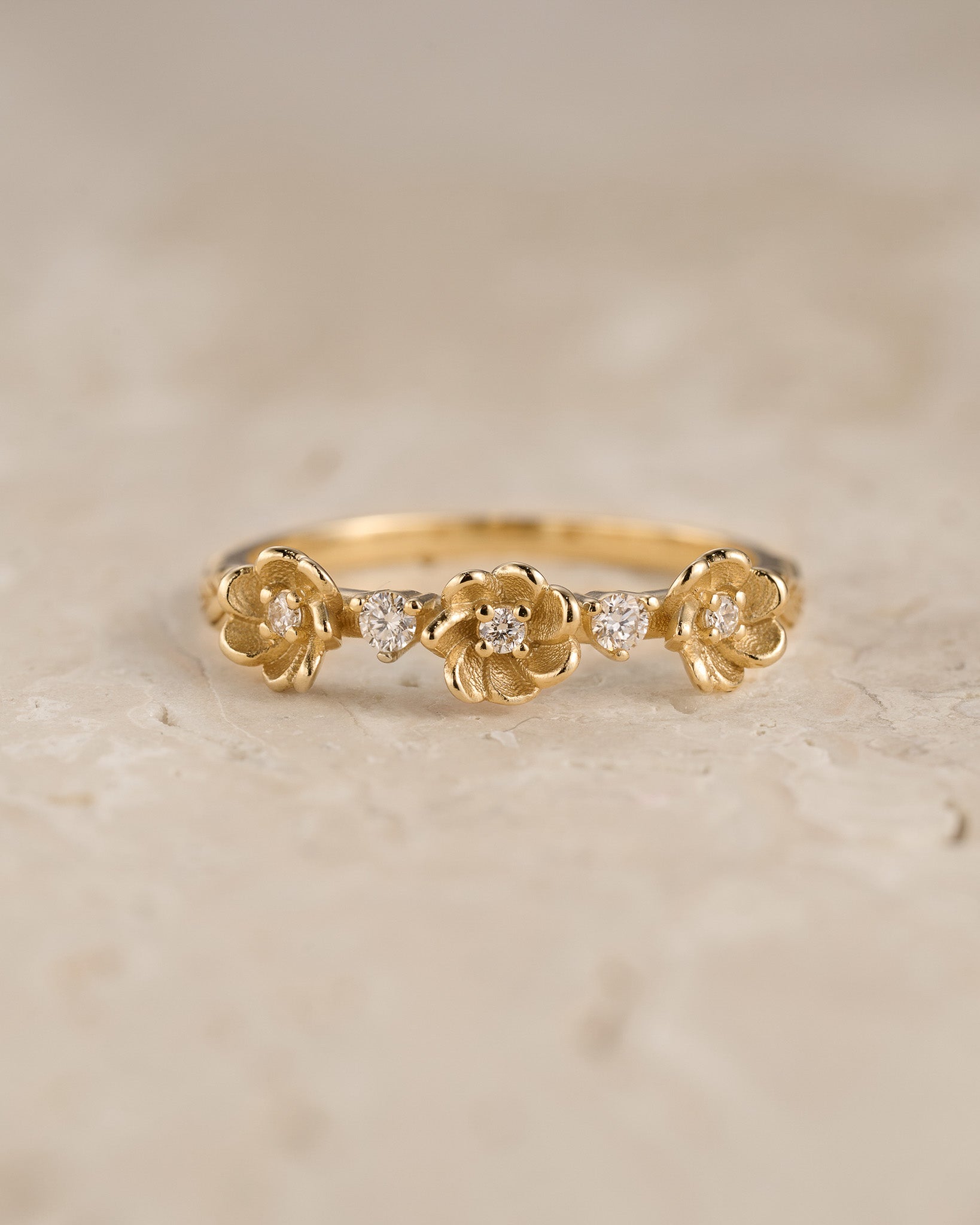 Three flowers wedding band, diamond ring - Eden Garden Jewelry™