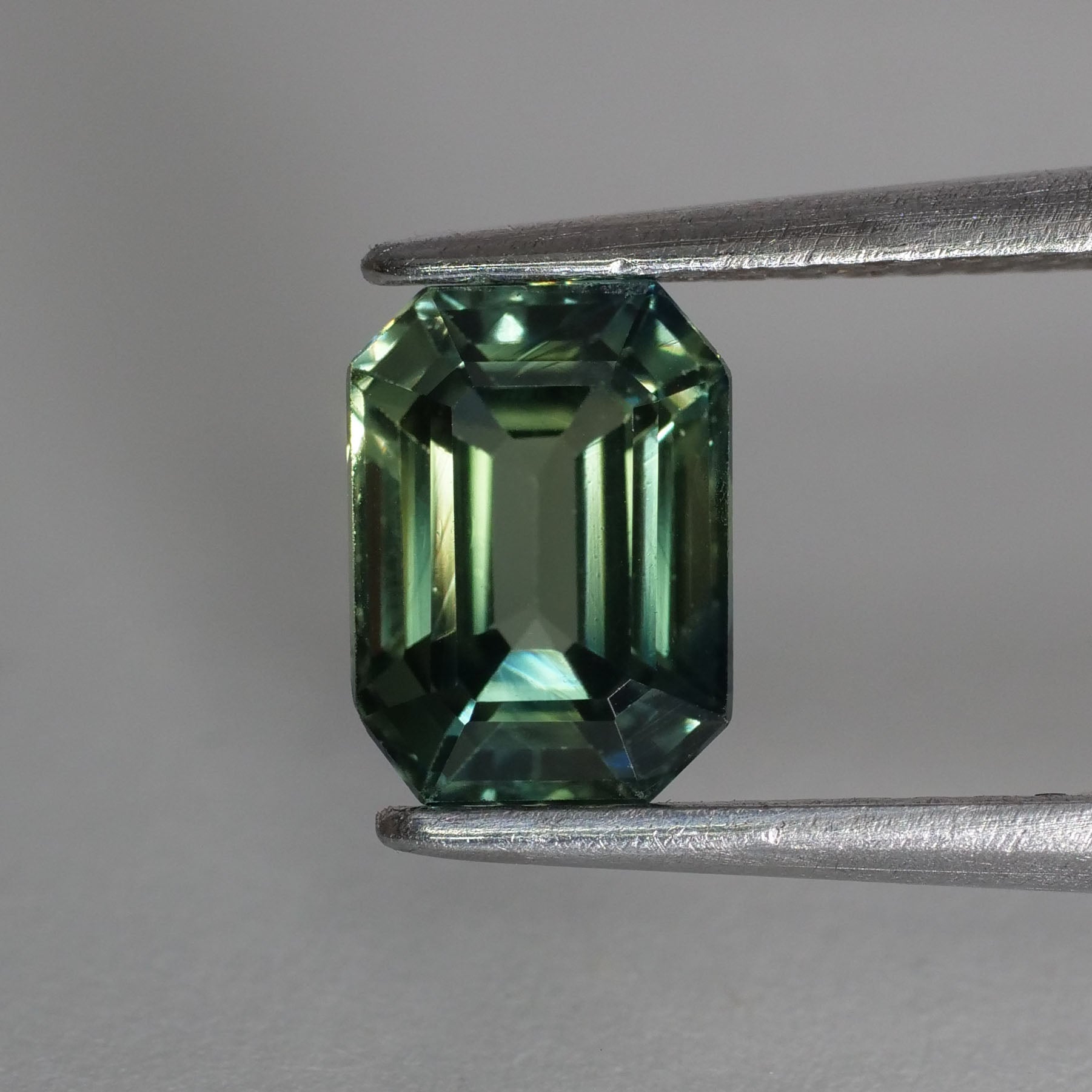 Sapphire greenish blue | IGI certified | emerald cut, VS *7x5mm 1.49ct - Eden Garden Jewelry™