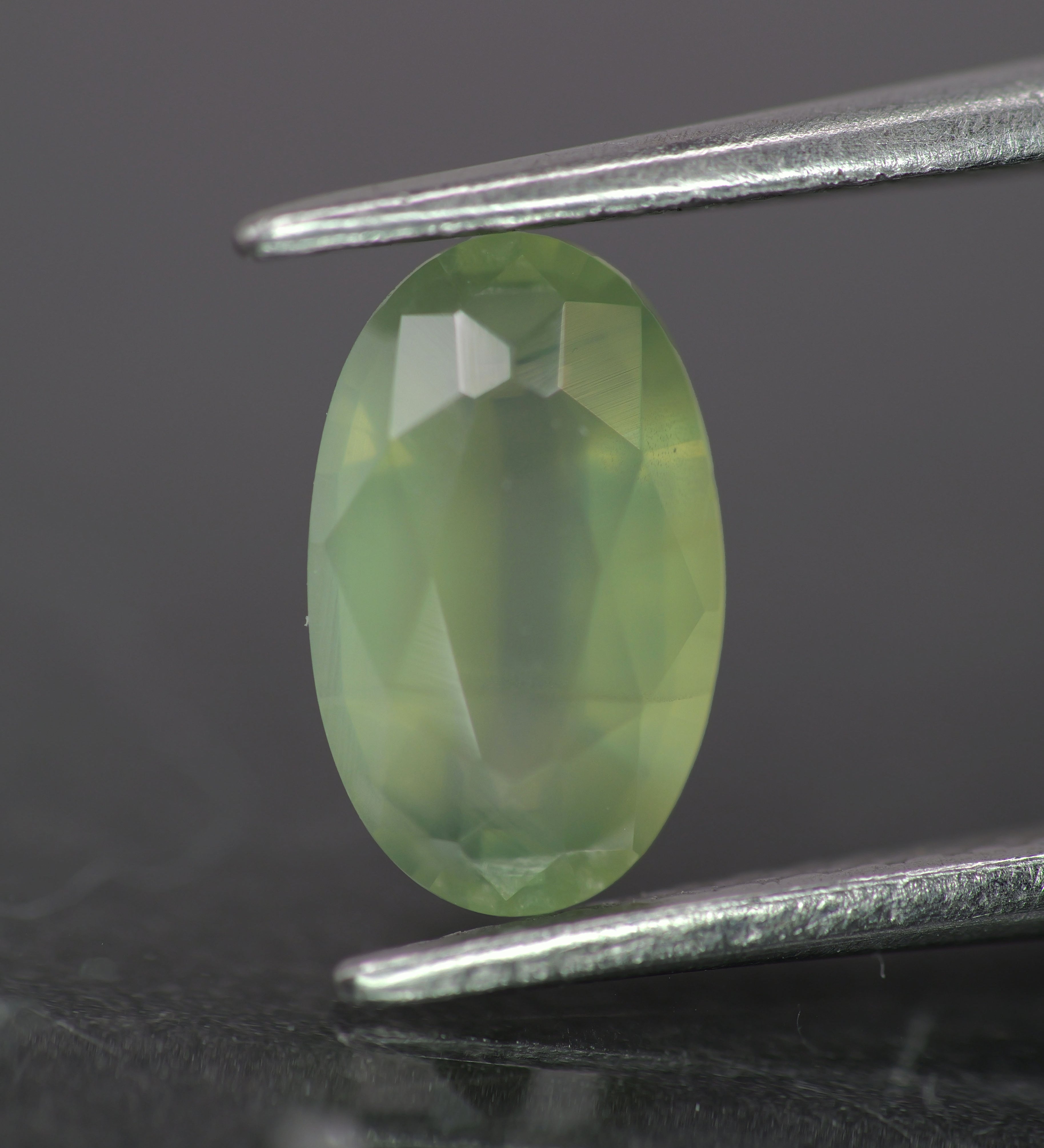 Opalescent Sapphire | natural, hazy waves: yellowish green color, oval-cut, 8.5x5mm, *1.3ct - Eden Garden Jewelry™